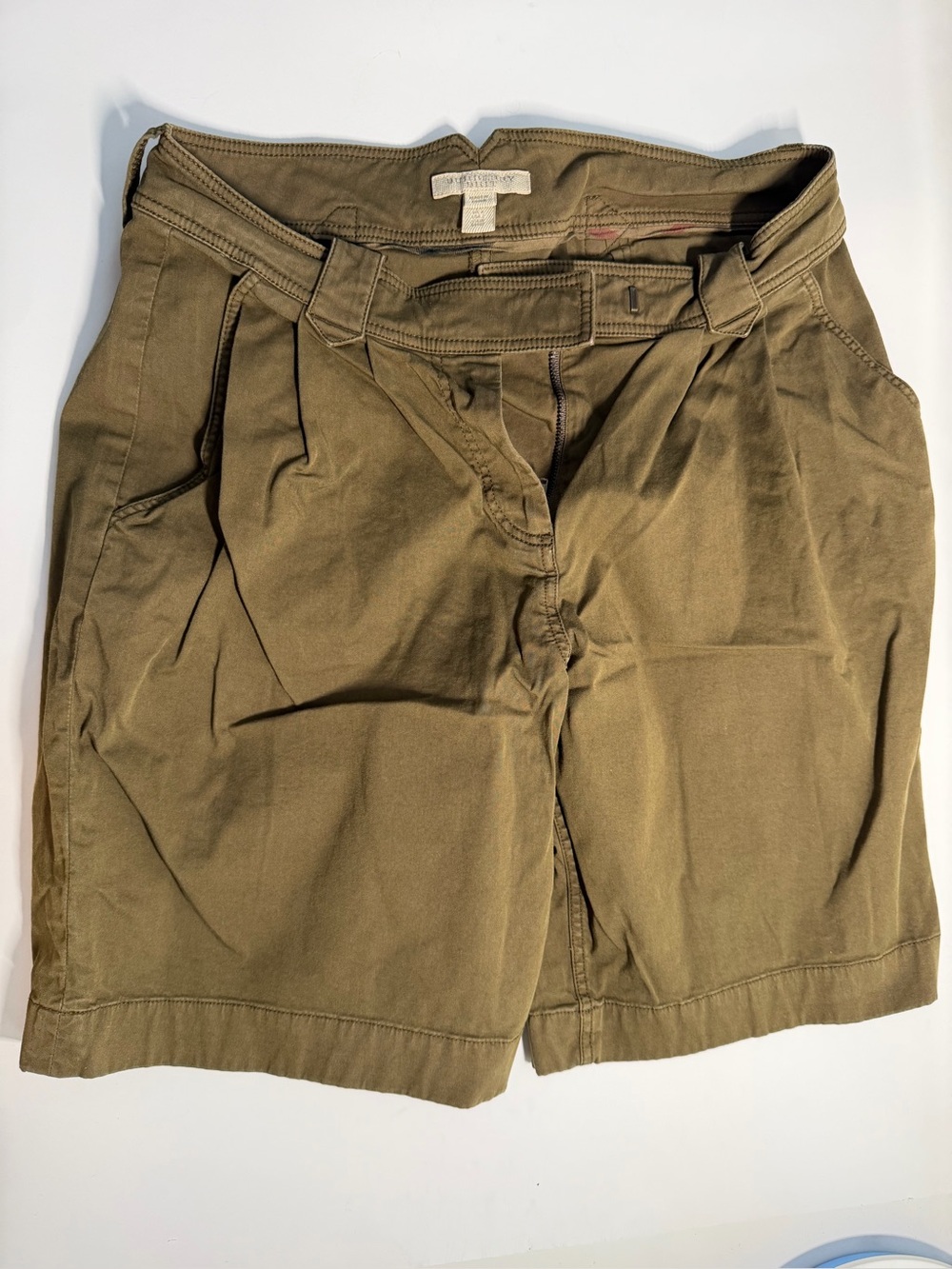 Burberry Olive Green Pleated High-Rise Women's Shorts - Picture 6 of 6
